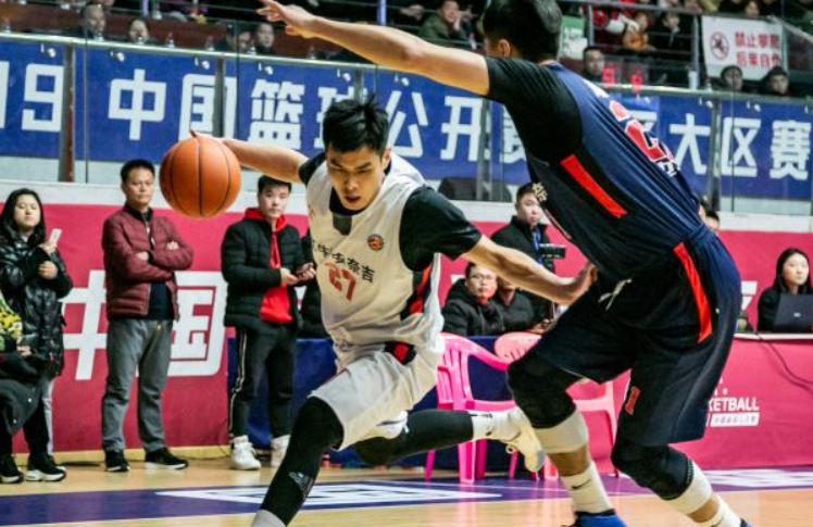 <b>无极加速器中国篮球公开赛总决赛启幕 26队参与</b>