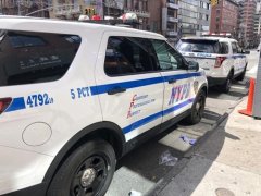 纽约无极r荣耀一华裔老人在公交车站遭铁器攻击