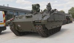 <b>英国陆军接收首批“阿瑞斯”无极加速器装甲车</b>