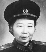 <b>新中国第一位女将军无极4平台官网，回乡时遇上</b>