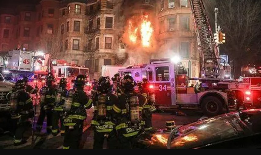 无极荣耀平台怎么样纽约布鲁克林电单车行发生火灾 华人灾户暂住旅馆
