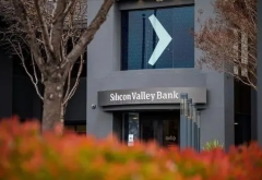 <b>无极4平台链接透视硅谷银行倒闭：谁在“放纵”</b>