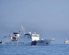 <b>无极4荣耀主管中国海警1301舰艇编队在钓鱼岛领海</b>