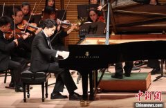 <b>无极荣耀注册平台中国Z世代少年钢琴家奏响纽约</b>